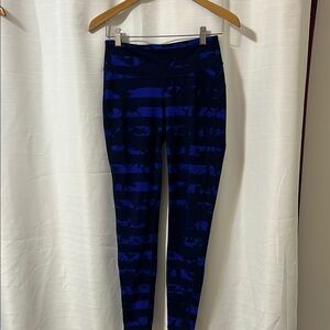 GAP Blue and Black Patterned Leggings